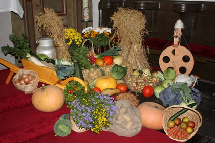 Ein Fest menschlicher Beziehungen - das Erntedankfest