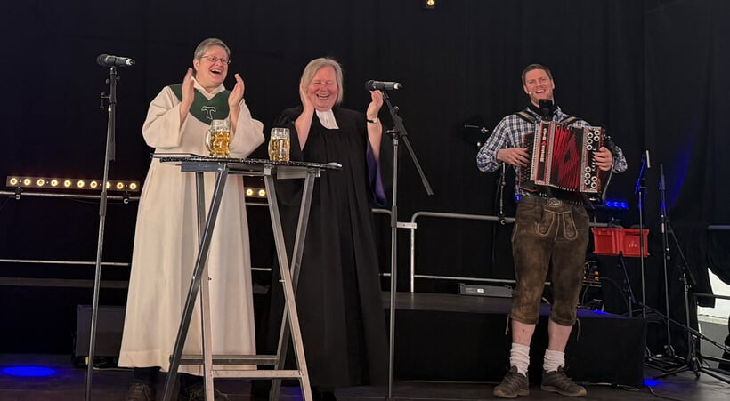 Ein Prosit der Gemeinschaft