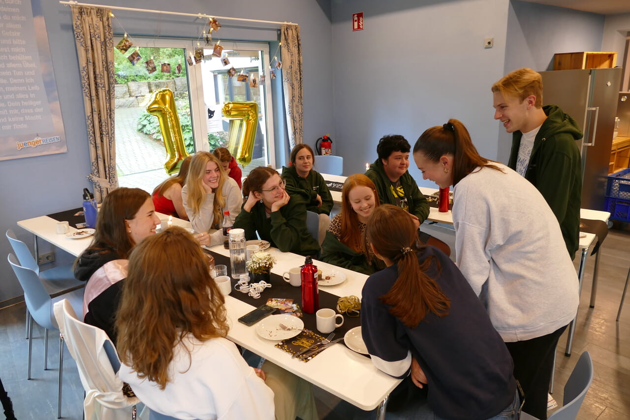 Young Ambassadors: Die achte Generation der jungen Botschafter ist vereint - die Gruppe aus den USA ist für drei Wochen zu Gast im Kirchenkreis Siegen-Wittgenstein