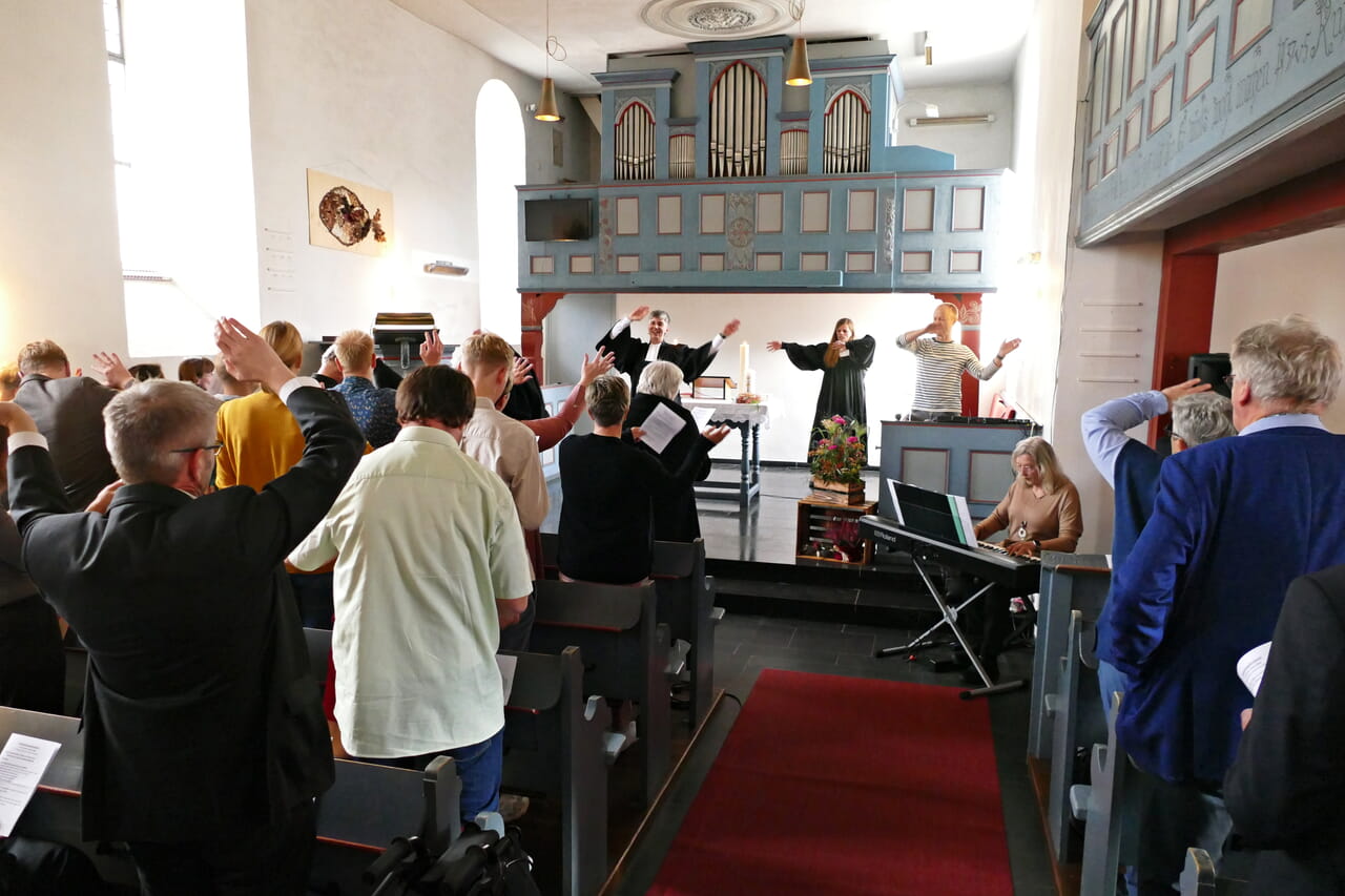 Feierliche Ordination von Pfarrerin Carmen Jäger.
