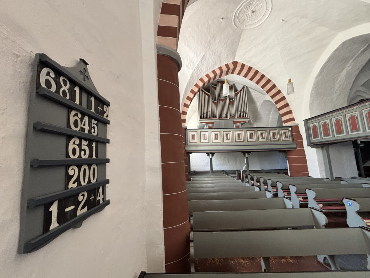 Blick in die Stadtkirche in Bad Laasphe.