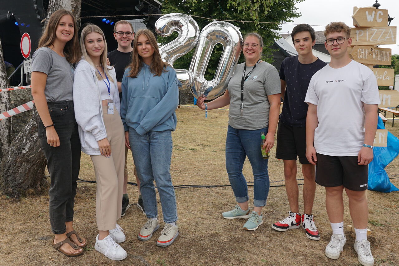Feierten 20 Jahre eXtrakt-Jugendarbeit: Scarlett Freund, Luise Schuh, Patrick Barthel, Lavinia Köhler, Theresa Melchior, Milian Misch und Marlon Schöfer aus dem ehrenamtlichen Team