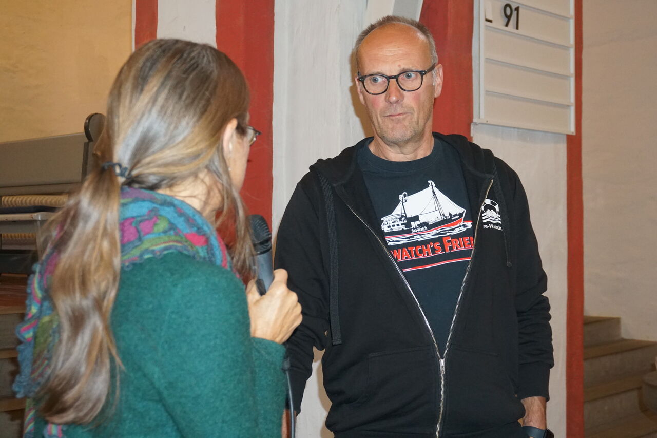 Michael Schwickart von "United4Rescue" im Gespräch mit Heike Dreisbach.