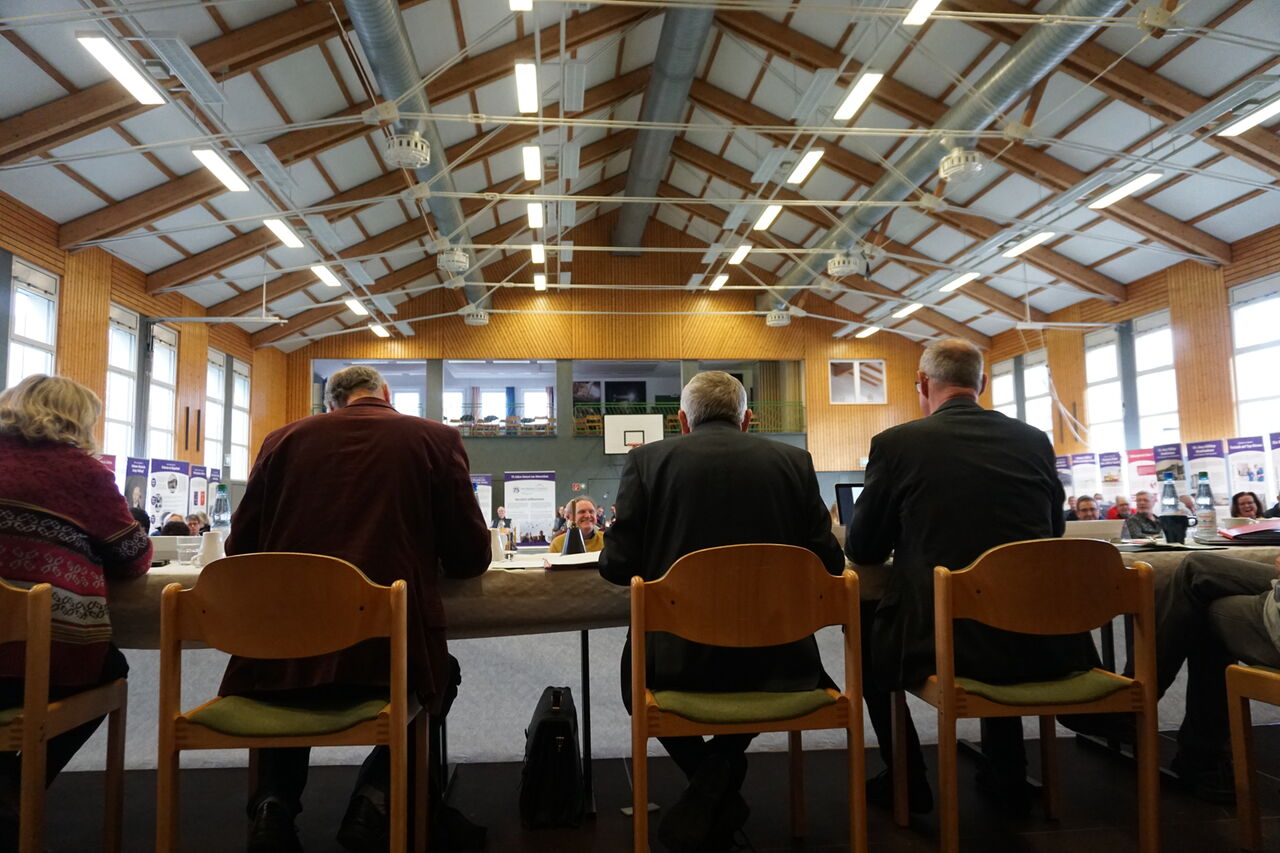 Der Kreissynodalvorstand bei der Sitzung der Kreissynode am 23. November in Wilgersdorf.